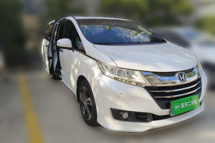 Used Honda Odyssey 2017 2.4L Smart Edition Front Right 45 Deg