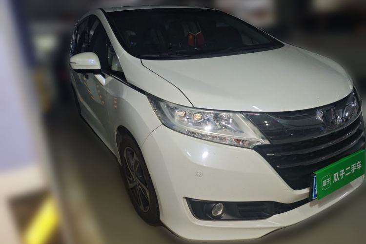 Used Honda Odyssey 2017 2.4L Smart Edition Front Right 45 Deg