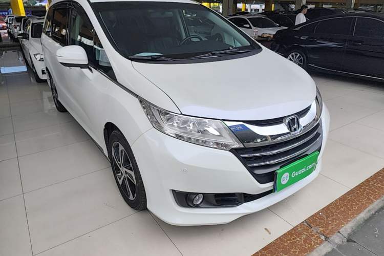 Used Honda Odyssey 2017 2.4L Smart Edition Front Right 45 Deg