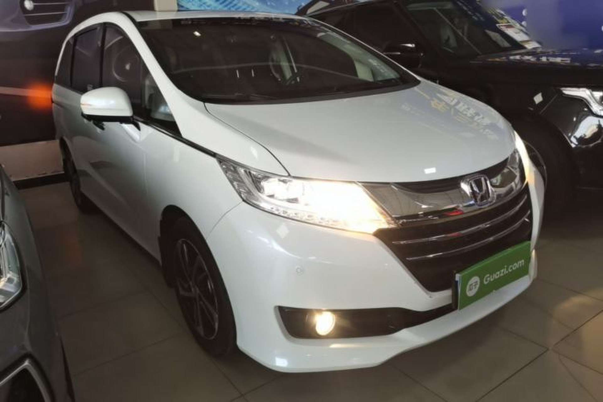 Used Honda Odyssey 2017 2.4L Smart Edition Front Right 45 Deg