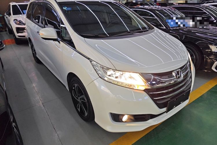 Used Honda Odyssey 2017 2.4L Smart Edition Front Right 45 Deg