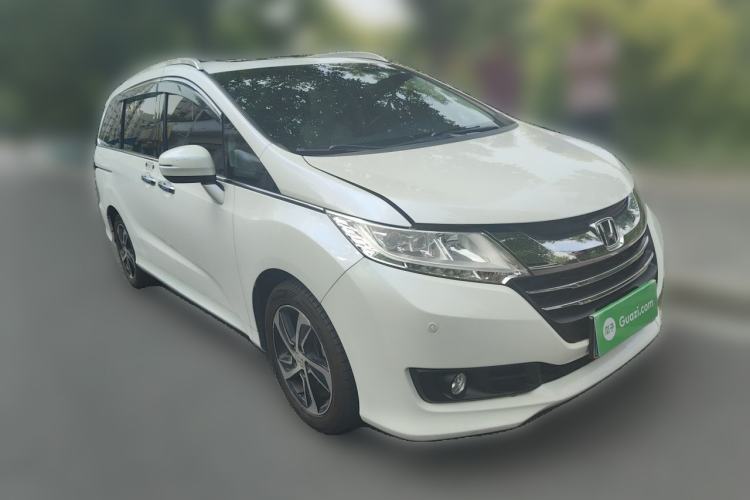 Used Honda Odyssey 2017 2.4L Smart Edition Front Right 45 Deg