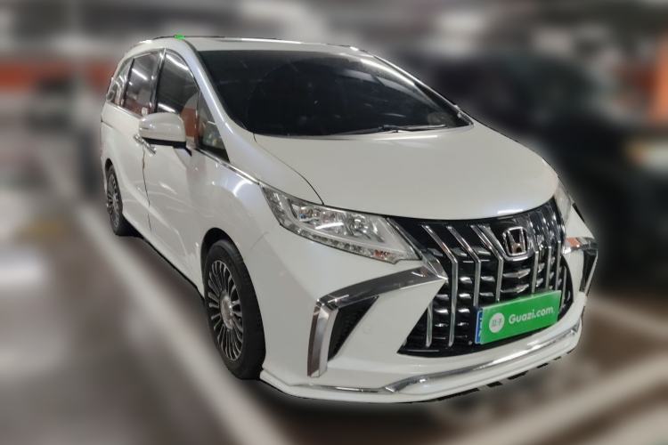 Used Honda Odyssey 2017 2.4L Smart Edition Front Right 45 Deg