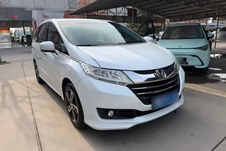 Used Honda Odyssey 2017 2.4L Smart Edition Front Right 45 Deg