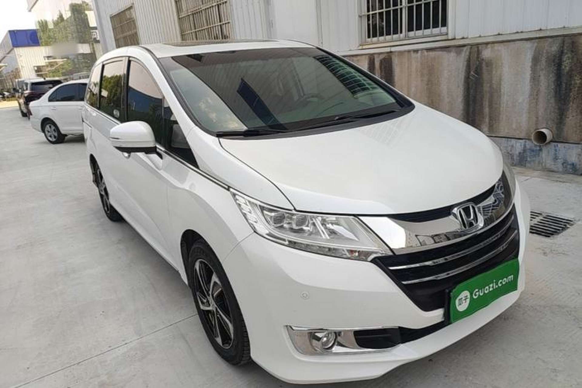 Used Honda Odyssey 2017 2.4L Smart Edition Front Right 45 Deg