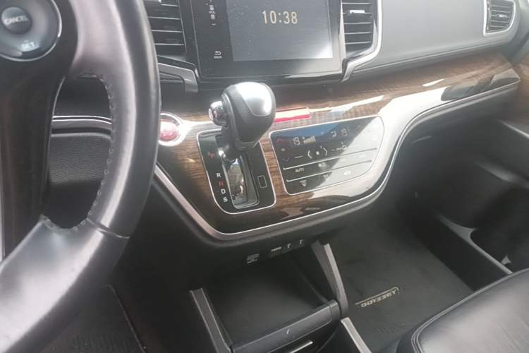 Used Honda Odyssey 2017 2.4L Smart Edition Gear Lever