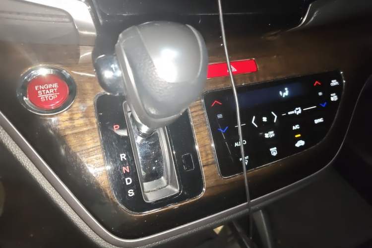 Used Honda Odyssey 2017 2.4L Smart Welfare Edition Gear Lever