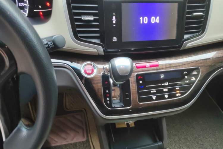 Used Honda Odyssey 2017 2.4L Luxury Edition Gear Lever