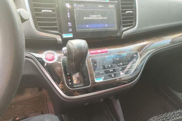Used Honda Odyssey 2017 2.4L Smart Edition Gear Lever