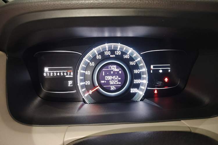 Used Honda Odyssey 2017 2.4L Luxury Edition Instrument Cluster