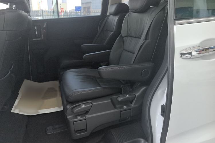 Used Honda Odyssey 2017 2.4L Smart Edition Interior 1