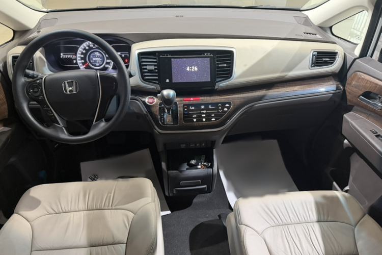 Used Honda Odyssey 2017 2.4L Luxury Edition Interior 1