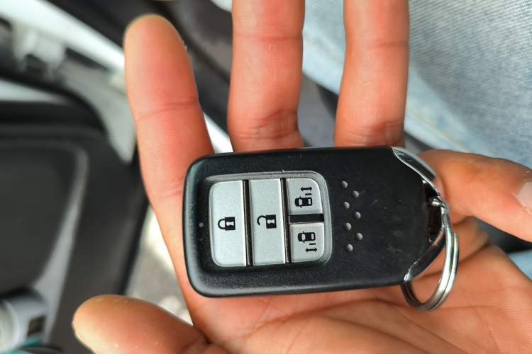 Used Honda Odyssey 2017 2.4L Smart Edition Interior 1