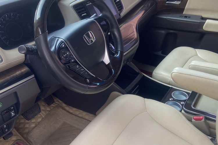 Used Honda Odyssey 2017 2.4L Comfort Edition Interior 1