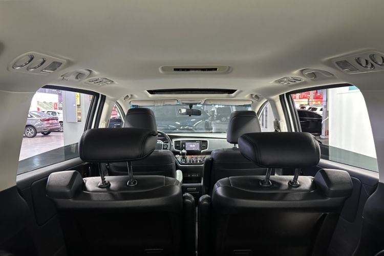 Used Honda Odyssey 2017 2.4L Smart Edition Interior 12