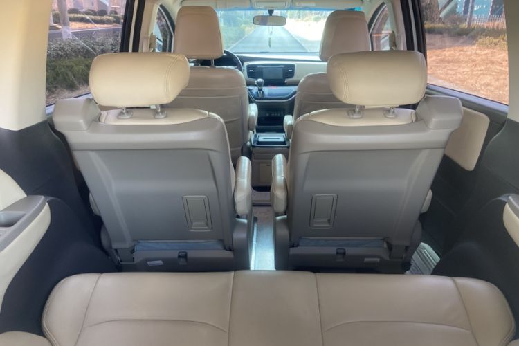 Used Honda Odyssey 2017 2.4L Comfort Edition Interior 2