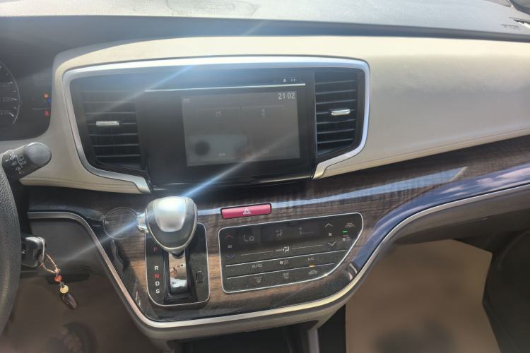 Used Honda Odyssey 2017 2.4L Comfort Edition Interior 3