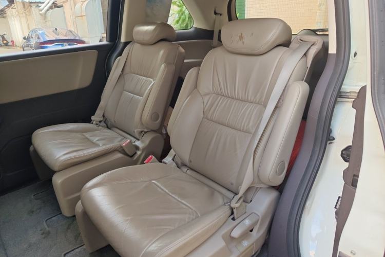 Used Honda Odyssey 2017 2.4L Luxury Edition Interior 4