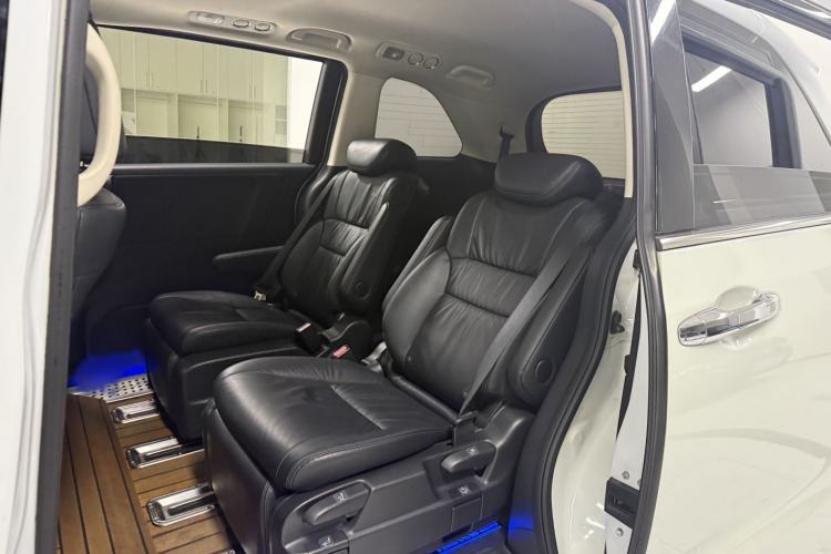 Used Honda Odyssey 2017 2.4L Smart Edition Interior 5