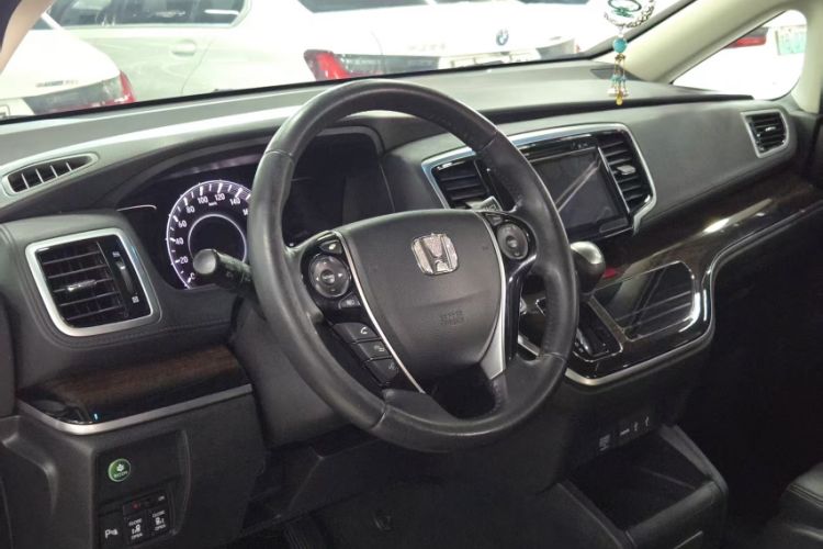 Used Honda Odyssey 2017 2.4L Smart Edition Interior 5