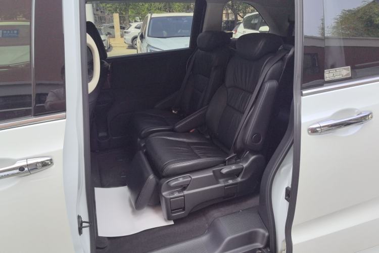 Used Honda Odyssey 2017 2.4L Smart Edition Interior 6