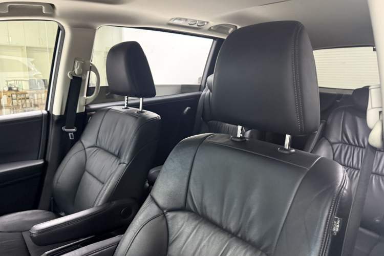 Used Honda Odyssey 2017 2.4L Smart Edition Interior 7