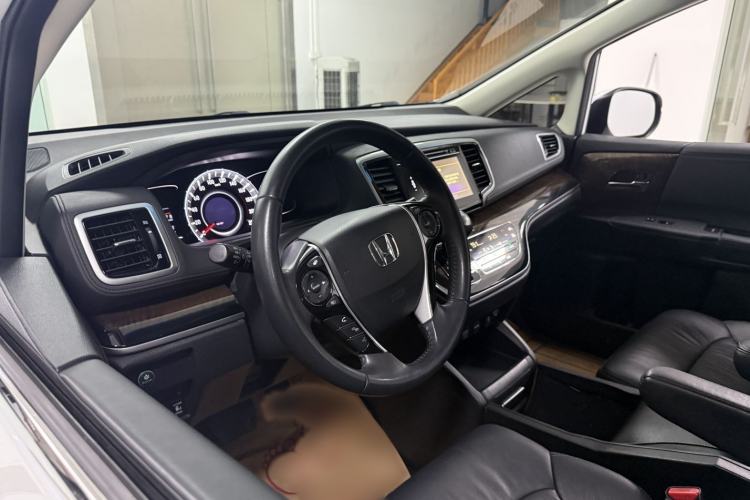 Used Honda Odyssey 2017 2.4L Smart Edition Interior 8