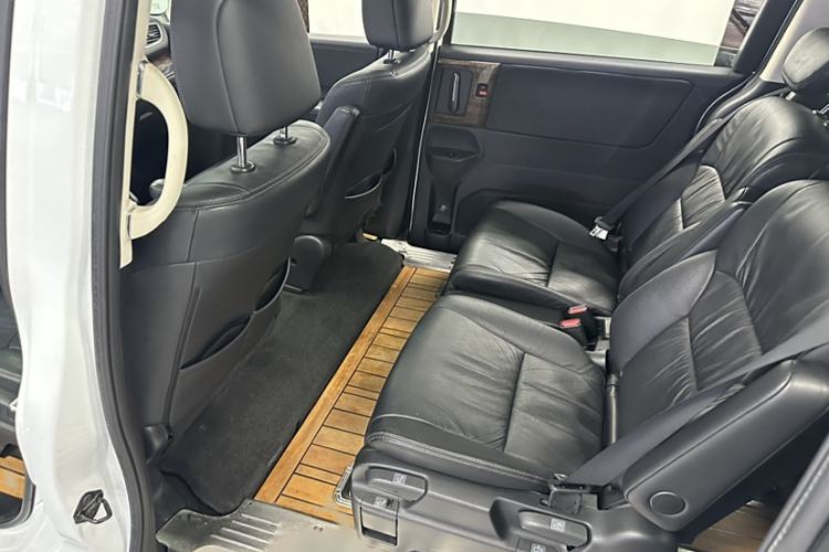 Used Honda Odyssey 2017 2.4L Smart Edition Interior 9