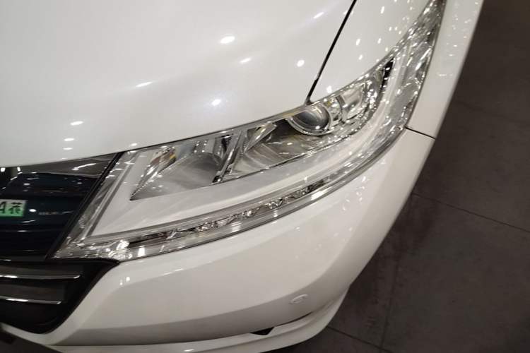 Used Honda Odyssey 2017 2.4L Luxury Edition Left Front Headlight