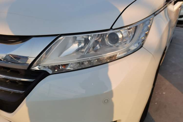 Used Honda Odyssey 2017 2.4L Luxury Edition Left Front Headlight