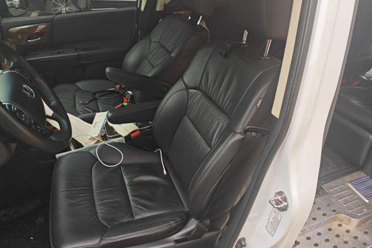 Used Honda Odyssey 2017 2.4L Smart Edition Left Front Seat