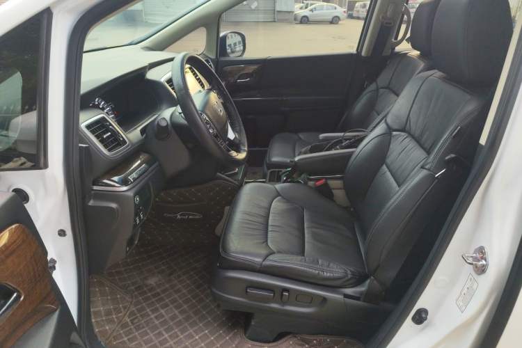 Used Honda Odyssey 2017 2.4L Smart Edition Left Front Seat