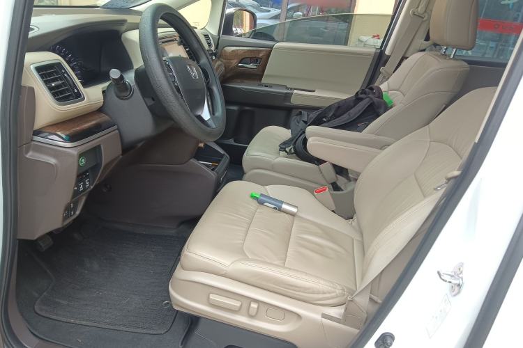 Used Honda Odyssey 2017 2.4L Luxury Edition Left Front Seat