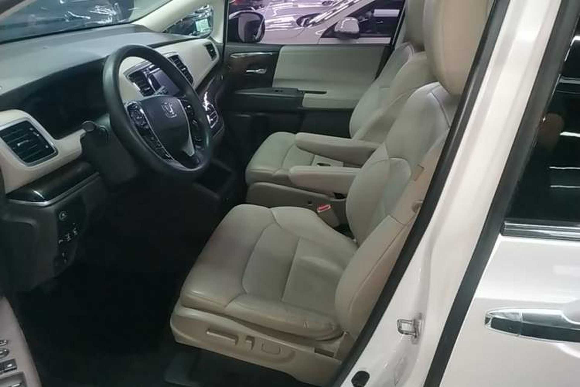Used Honda Odyssey 2017 2.4L Luxury Edition Left Front Seat
