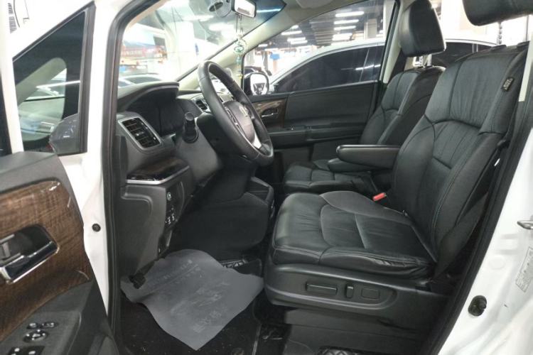 Used Honda Odyssey 2017 2.4L Smart Edition Left Front Seat