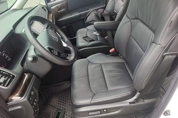 Used Honda Odyssey 2017 2.4L Supreme Edition Left Front Seat