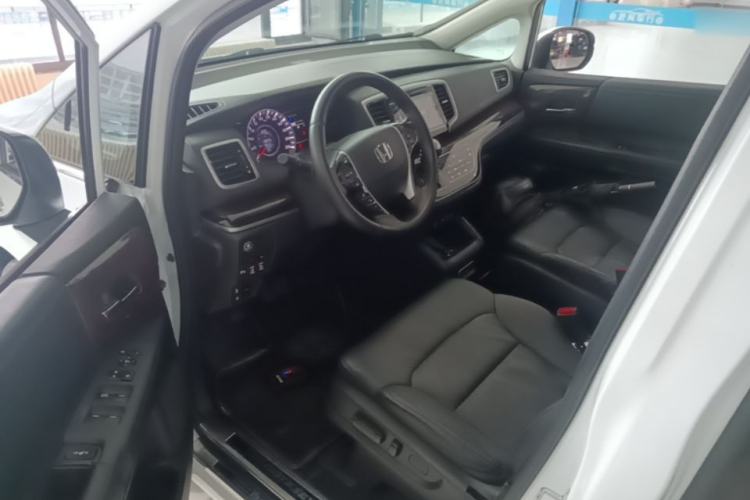 Used Honda Odyssey 2017 2.4L Smart Edition Left Front Seat