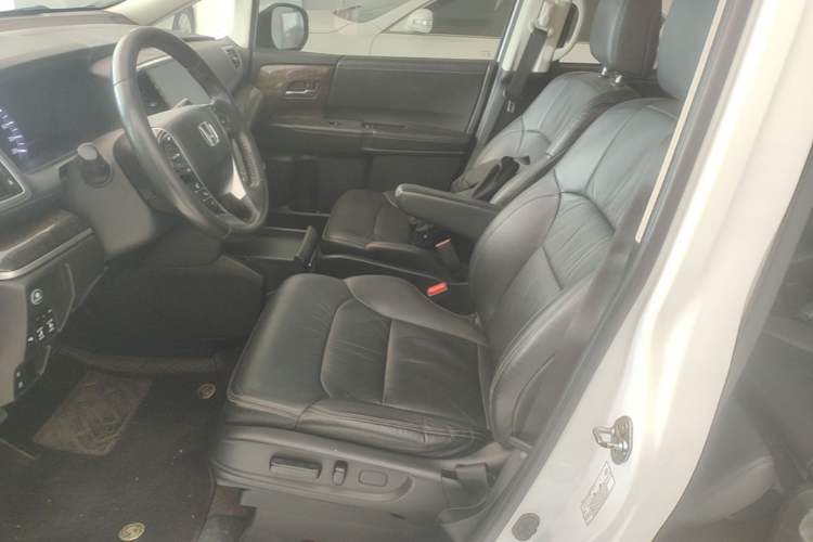 Used Honda Odyssey 2017 2.4L Smart Edition Left Front Seat