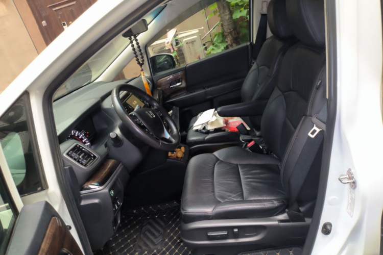 Used Honda Odyssey 2017 2.4L Smart Edition Left Front Seat