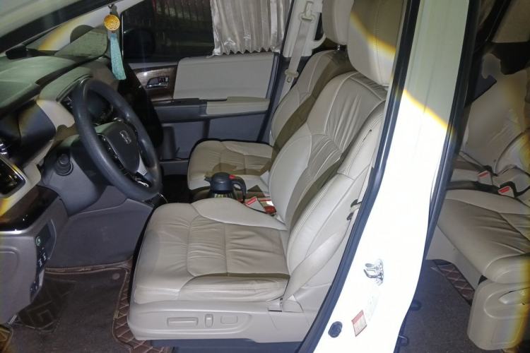 Used Honda Odyssey 2017 2.4L Luxury Edition Left Front Seat