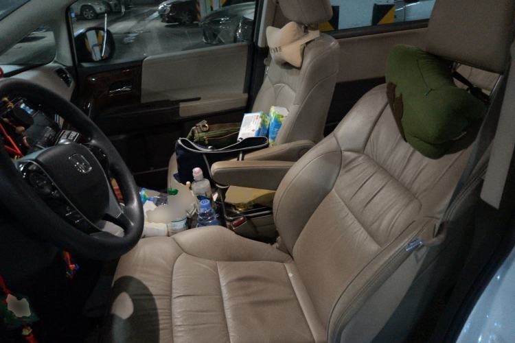 Used Honda Odyssey 2017 2.4L Luxury Edition Left Front Seat