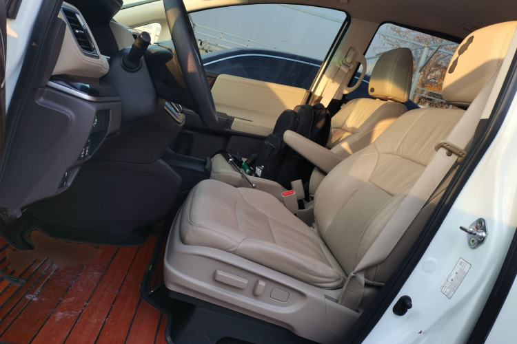 Used Honda Odyssey 2017 2.4L Luxury Edition Left Front Seat