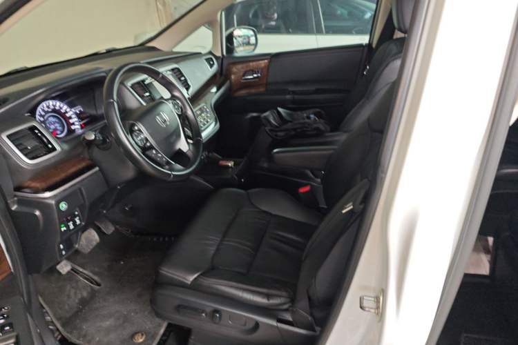 Used Honda Odyssey 2017 2.4L Smart Edition Left Front Seat