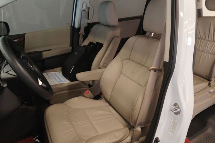 Used Honda Odyssey 2017 2.4L Luxury Edition Left Front Seat