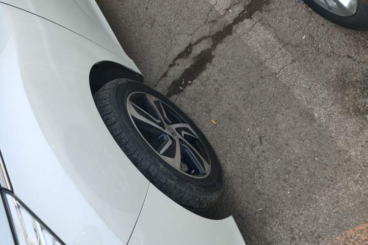 Used Honda Odyssey 2017 2.4L Smart Edition Left Front Wheel Hub