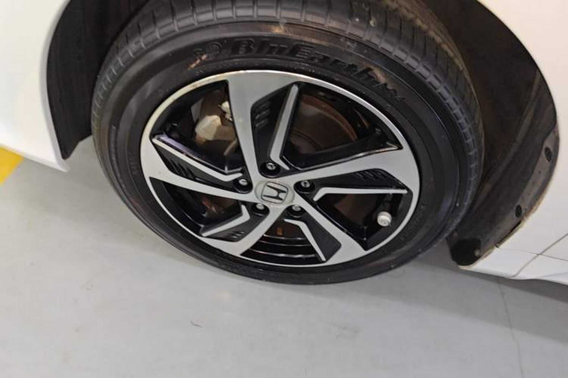 Used Honda Odyssey 2017 2.4L Smart Edition Left Front Wheel Hub