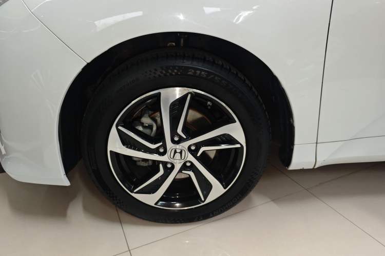 Used Honda Odyssey 2017 2.4L Smart Edition Left Front Wheel Hub