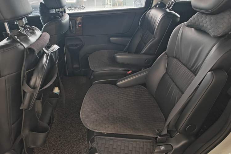Used Honda Odyssey 2017 2.4L Smart Edition Left Rear Seat
