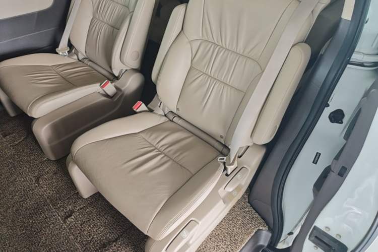 Used Honda Odyssey 2017 2.4L Luxury Edition Left Rear Seat