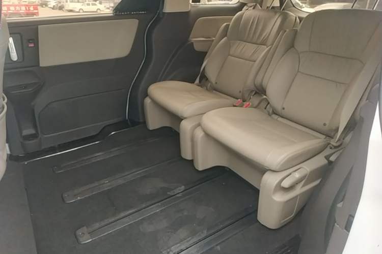 Used Honda Odyssey 2017 2.4L Luxury Edition Left Rear Seat
